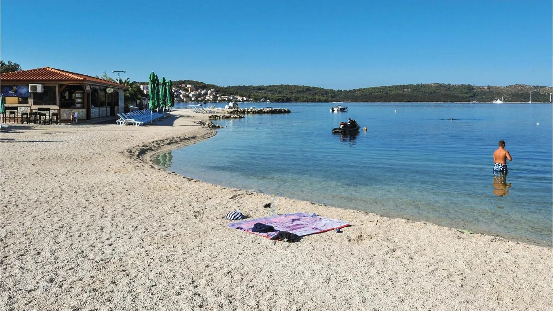 Stunning Apartment In Okrug Gornji Trogir